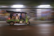 夢中購車之旅，夢中購車之旅，探索夢幻般的購車體驗(yàn)