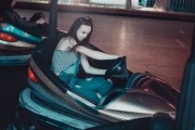 尋找神秘少女的游戲——免費(fèi)下載少女游戲，少女冒險(xiǎn)，自由選擇的神秘世界等待你探索！