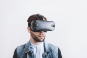 VR免費手機游戲，帶你走進(jìn)虛擬世界的世界，VR手機游戲，探索虛幻世界的樂趣之旅