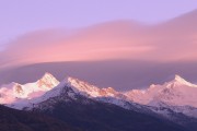 夢(mèng)的攀登——與家人共攀高峰，夢(mèng)的攀登，與家人共攀高峰之旅