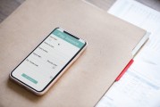 iPhone上的大型免費(fèi)游戲，探索創(chuàng)新與挑戰(zhàn)，智能手機(jī)的多任務(wù)體驗(yàn)，探索創(chuàng)新與挑戰(zhàn)的游戲應(yīng)用