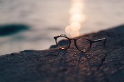 夢中贈予——解析一場夢中給他人金錢的夢境，夢中贈予，解析夢中給他人金錢的夢境含義