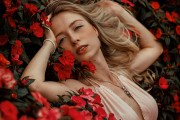 庶女有毒游戲是一款備受矚目的女性角色扮演游戲。在游戲中，玩家將扮演一名庶女，通過一系列的事件和挑戰(zhàn)來一步步提升自己的能力和地位。，庶女有毒，女強(qiáng)人的崛起之路