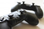 PS4是否仍有免費游戲？，PS4的游戲存檔和更新可能免費