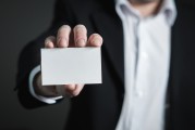 美媒稱拜登在民主黨人會議上發(fā)聲，“沒人能讓我出局，我會競選到底”