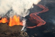 夢中驚現(xiàn)火山噴發(fā)，夢中驚現(xiàn)火山噴發(fā)的恐怖景象