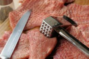 夢到吃豬肉的寓意與解析，夢到吃豬肉的寓意與解析