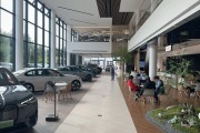 年度回顧與展望｜4000家4S店或?qū)⑼耸?，汽車?jīng)銷商面臨生死關(guān)頭