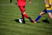 全球領先的免費足球游戲平臺——FIFA Online 4，足球運動模擬與競技，F(xiàn)IFA Online 4帶你體驗無盡的游戲樂趣