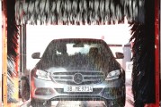 洗車精使用方法有哪些？這一產(chǎn)品對車輛清潔有何益處？