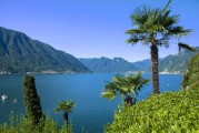 夢中的湖泊之旅，夢游湖泊之旅，一場夢境的探索