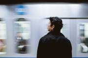 夢(mèng)中的時(shí)間緊迫，趕火車的焦慮與挑戰(zhàn)，夢(mèng)中的時(shí)間緊迫，趕火車的焦慮與挑戰(zhàn)