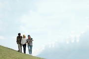 伊甸園的自由游戲，一場關(guān)于成長與激情的游戲，伊甸園，在成長與激情中尋找自我