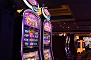 一步即可擁有超大規(guī)模即時戰(zhàn)斗場景的Step Free Game——劍之王，劍之王，輕松實現(xiàn)超大規(guī)模即時戰(zhàn)斗的劍道大師