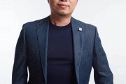 全國政協(xié)委員、京東集團(tuán)曹鵬：夯實(shí)數(shù)字技術(shù)基座，以新質(zhì)生產(chǎn)力助力實(shí)體產(chǎn)業(yè)發(fā)展