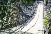 夢中的橋，跨越現(xiàn)實(shí)與心靈的旅程