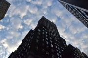 融創(chuàng)服務上半年收入34.84億元 在管建筑面積2.82億平方米