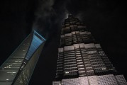 上海網(wǎng)站排名定制，助力企業(yè)搶占互聯(lián)網(wǎng)市場制高點(diǎn)，上海定制網(wǎng)站排名服務(wù)，助企業(yè)搶占網(wǎng)絡(luò)市場巔峰