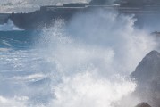 夢中驚現(xiàn)洪水之波，夢中洪水之波的驚現(xiàn)