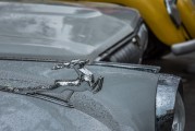 如何正確使用汽車杯架？這種設(shè)計有哪些實用功能？