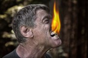 58歲泰森重返職業(yè)擂臺，誰接住了“潑天流量”？