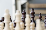 釋放壓力、享受生活——談?wù)動螒蛎赓M后的變化與影響，游戲免費，從商業(yè)挑戰(zhàn)到社區(qū)效應(yīng)