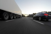 免費(fèi)下載的汽車(chē)游戲——帶你走進(jìn)駕駛的世界，最全的汽車(chē)駕駛類(lèi)手機(jī)游戲推薦，打造你的私人駕駛帝國(guó)！