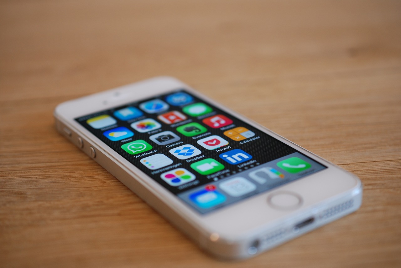 iPhone手機(jī)，好玩且免費(fèi)的游戲