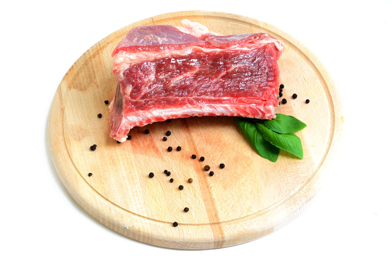 夢(mèng)到切豬肉，解析夢(mèng)境中的深層含義