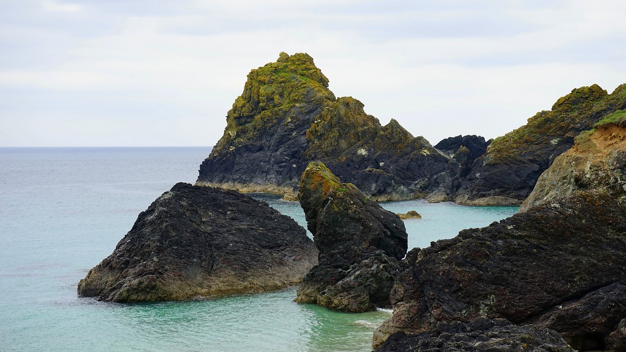 海浪輕撫，夢(mèng)中尋樂(lè)——我的海邊游夢(mèng)