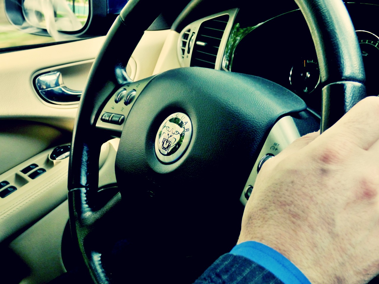 如何正確駕駛捷達(dá)車？捷達(dá)車的駕駛技巧有哪些？