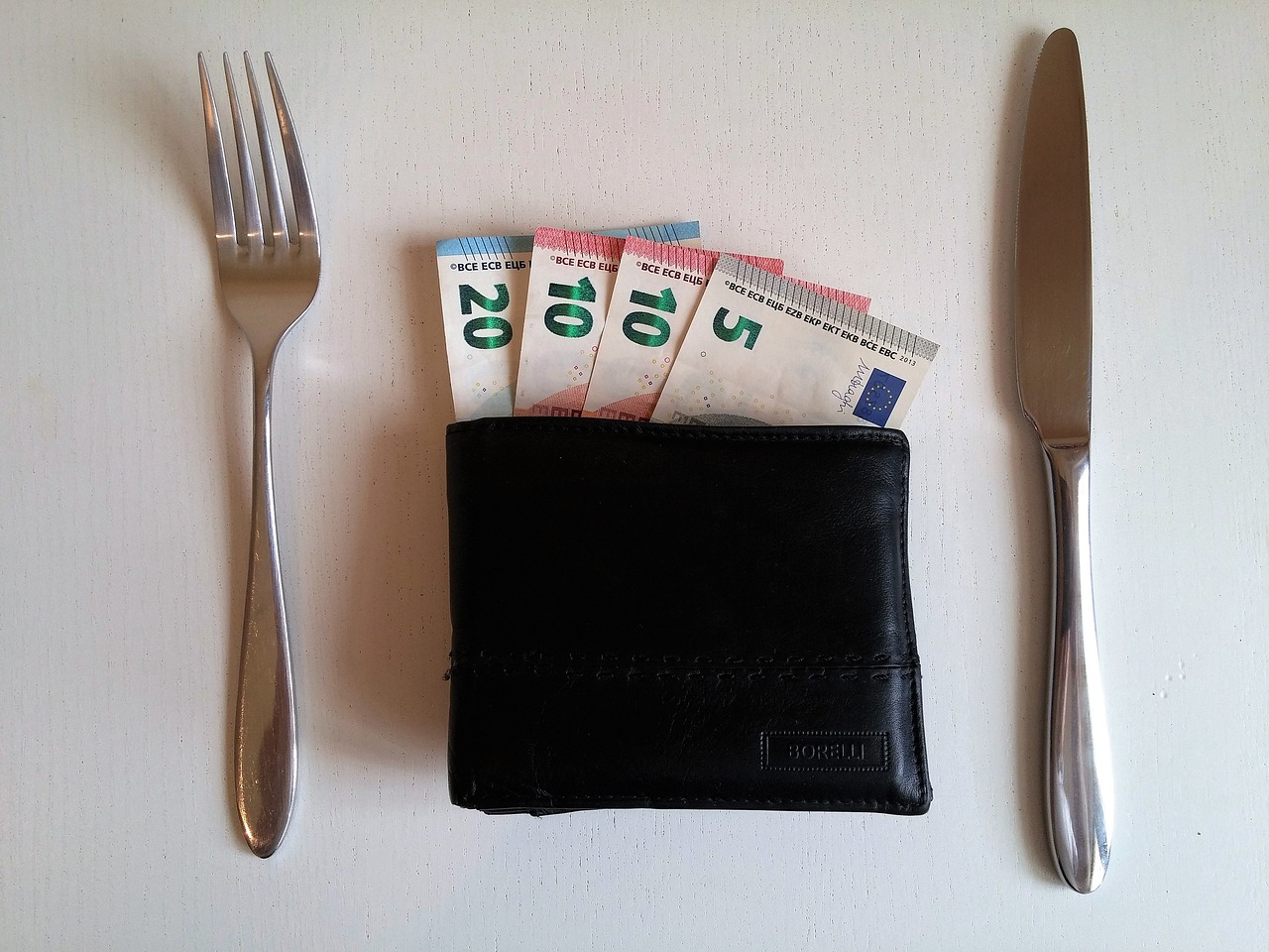 右手食指傷殘標準_右食指傷殘算幾級