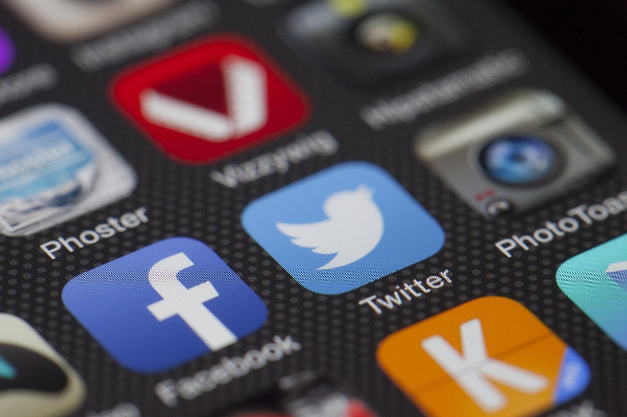 全球網(wǎng)絡(luò)流量排名，谷歌、Facebook與Twitter的爭奪