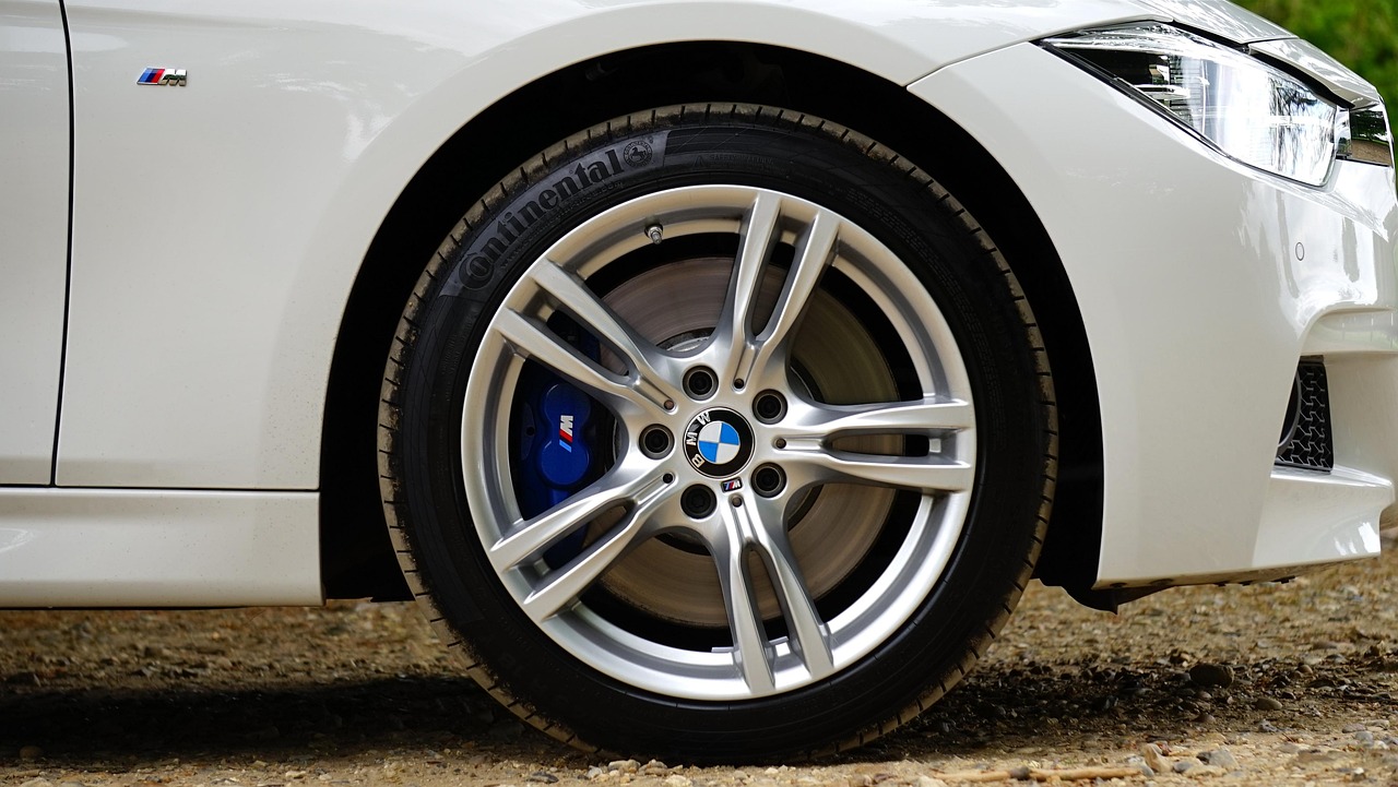 汽車專業(yè)網(wǎng)站排名，揭秘汽車行業(yè)信息平臺的實力榜單