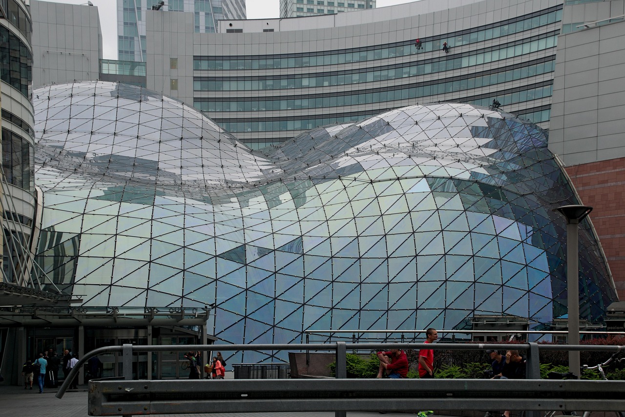 北京，作為中國的首都和國際大都市，擁有一流的科技、文化和教育等資源。在搜索引擎優(yōu)化（SEO）領(lǐng)域中，百度等搜索引擎會根據(jù)其網(wǎng)頁的相關(guān)性和重要性來計算網(wǎng)頁的權(quán)重。那么，百度網(wǎng)站權(quán)重如何計算呢？