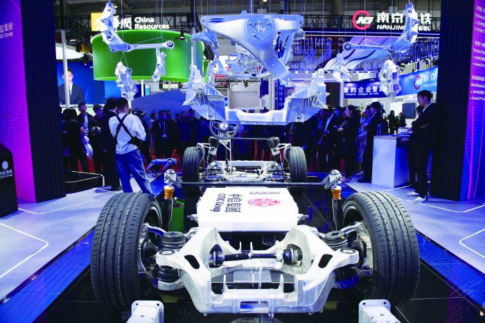 智能化、品牌化、低碳化 汽車業(yè)以“鏈”為媒謀轉型