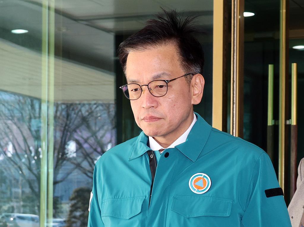 僅2人獲救 韓客機失事前6分鐘詳情公布 幸存者問：發(fā)生了什么？
