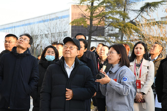 全面綠色發(fā)展 智慧低碳先行丨2024中國(guó)（保定）制造強(qiáng)國(guó)年會(huì)暨電力及新能源高端裝備發(fā)展大會(huì)成功召開(kāi)