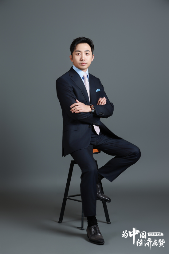 向王寧等企業(yè)家致敬，2024企業(yè)家之夜舉行