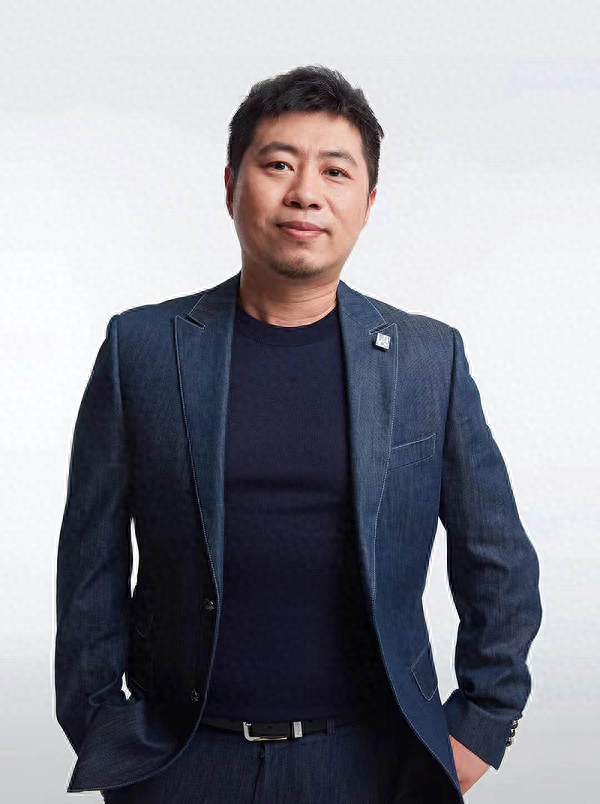全國政協(xié)委員、京東集團(tuán)曹鵬：夯實(shí)數(shù)字技術(shù)基座，以新質(zhì)生產(chǎn)力助力實(shí)體產(chǎn)業(yè)發(fā)展
