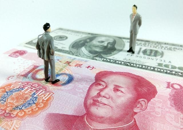 關(guān)稅沖擊下再顯韌性，人民幣匯率趨穩(wěn)走勢不改