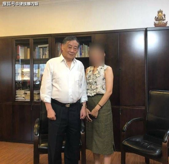 曝宗慶后3個私生子近況：女兒讀娃哈哈大學(xué)，兒子康奈爾大學(xué)畢業(yè)